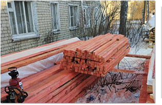 В г. Нея начались работы по капитальному ремонту крыши дома №109А по ул. Ленина